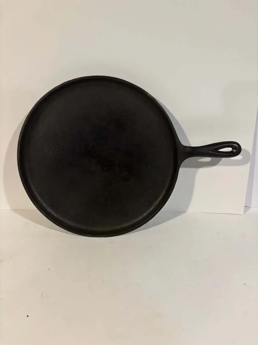 Wagner Cast Iron Griddle Pan No. 10 Made in USA